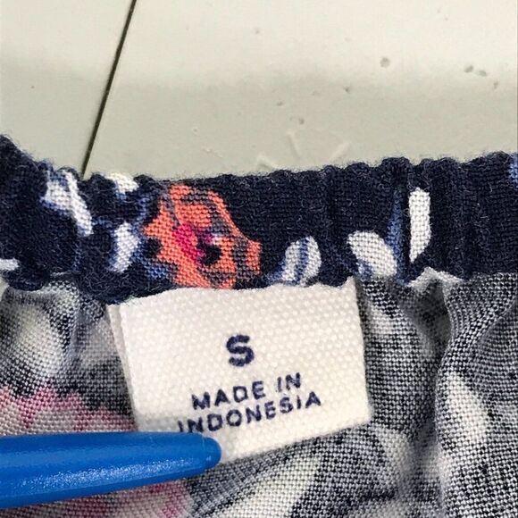 Gap Floral Square Neck Cami Jumpsuit Women's Small Cropped Pockets Rayon Summer - Picture 13 of 16